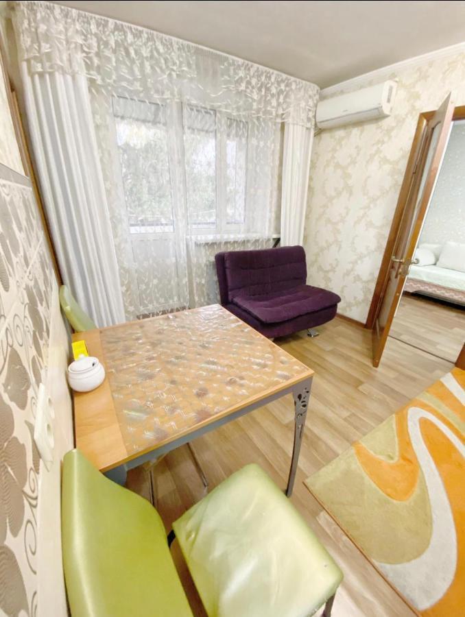 Apartments Ahmetova 4 21 Alma-Ata Buitenkant foto